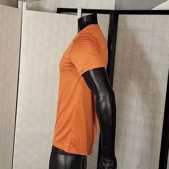 BRAND NEW DSG CREW NECK SHORT SLEEVE MEN'S T-SHIRT - Picture 9 of 14